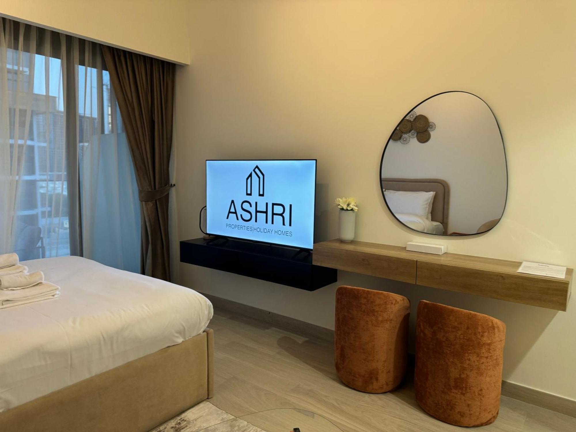 Ashri Hh, Standard In Riviera * Dubaï